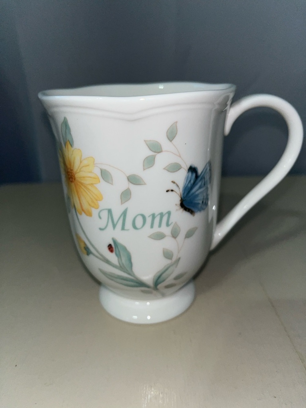 Lenox White 'Mom' Butterfly Meadow Porcelain Mug